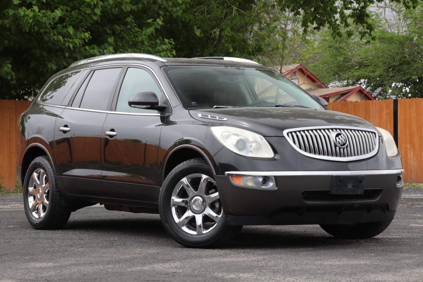 2008 BLACK BUICK ENCLAVE CXL FWD (5GAER23708J) with an 3.6L V6 DOHC 24V engine, 6-SPEED AUTOMATIC transmission, located at 420 E. Kingsbury St., Seguin, TX, 78155, (830) 401-0495, 29.581060, -97.961647 - Photo#0